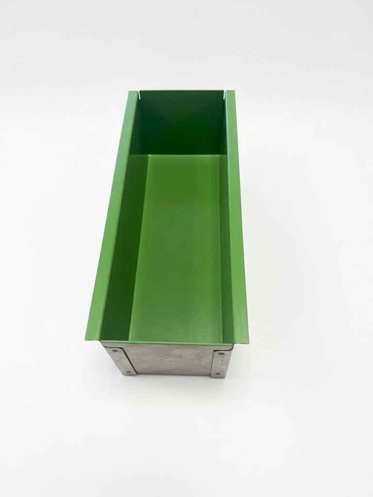 Commercial Bread Loaf Pans: uncoated or Teflon coated